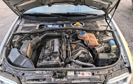 Audi A4, 1999 год, 270 000 рублей, 5 фотография