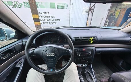 Audi A4, 1999 год, 270 000 рублей, 6 фотография