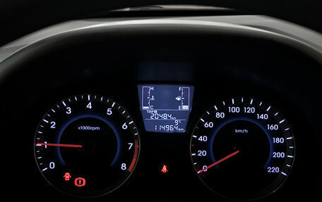 Hyundai Solaris II рестайлинг, 2015 год, 650 000 рублей, 16 фотография