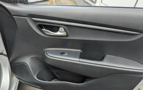 KIA Rio IV, 2019 год, 1 270 000 рублей, 18 фотография