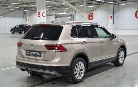Volkswagen Tiguan II, 2017 год, 2 199 000 рублей, 5 фотография