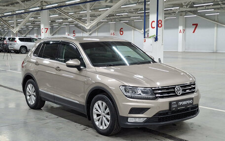 Volkswagen Tiguan II, 2017 год, 2 199 000 рублей, 3 фотография