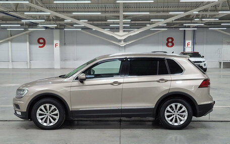 Volkswagen Tiguan II, 2017 год, 2 199 000 рублей, 8 фотография