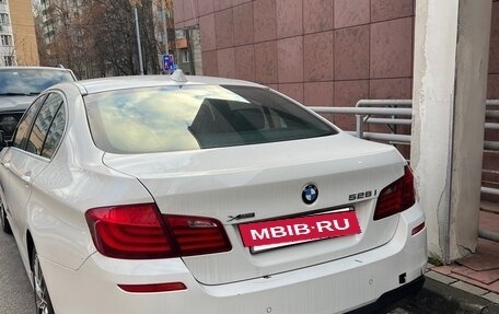 BMW 5 серия, 2012 год, 1 675 000 рублей, 2 фотография