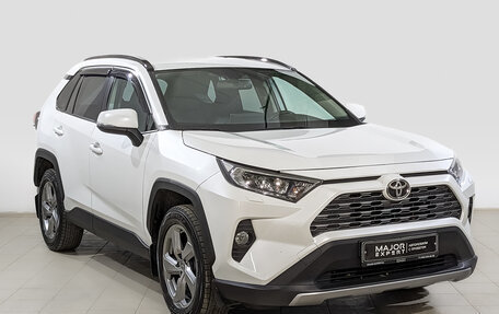 Toyota RAV4, 2021 год, 3 740 000 рублей, 3 фотография