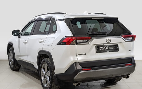 Toyota RAV4, 2021 год, 3 740 000 рублей, 7 фотография