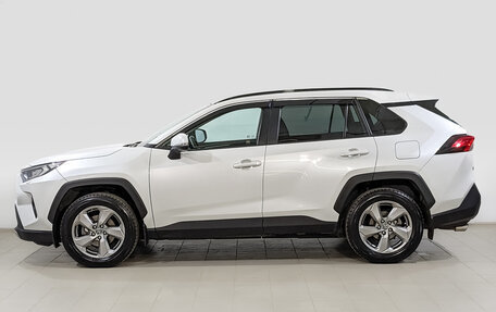 Toyota RAV4, 2021 год, 3 740 000 рублей, 8 фотография