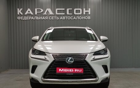 Lexus NX I, 2017 год, 2 580 000 рублей, 3 фотография