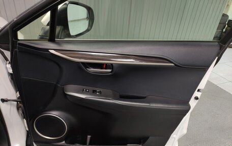 Lexus NX I, 2017 год, 2 580 000 рублей, 16 фотография