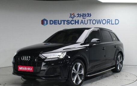 Audi Q7, 2022 год, 6 950 000 рублей, 1 фотография