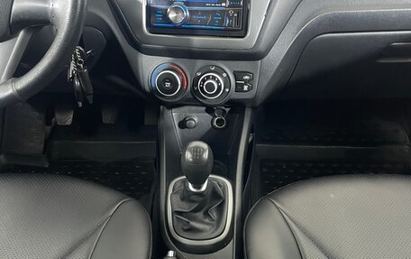 KIA Rio III рестайлинг, 2013 год, 775 000 рублей, 14 фотография