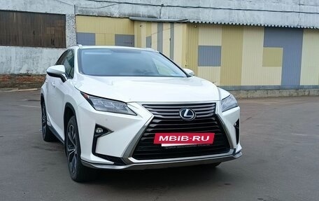 Lexus RX IV рестайлинг, 2016 год, 4 650 000 рублей, 3 фотография
