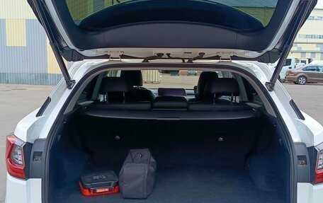 Lexus RX IV рестайлинг, 2016 год, 4 650 000 рублей, 8 фотография