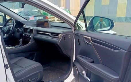 Lexus RX IV рестайлинг, 2016 год, 4 650 000 рублей, 12 фотография