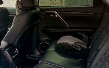 Lexus RX IV рестайлинг, 2016 год, 4 650 000 рублей, 13 фотография