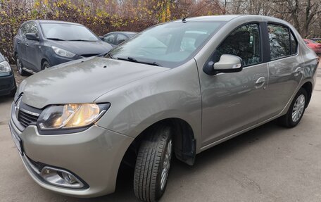 Renault Logan II, 2015 год, 725 000 рублей, 3 фотография