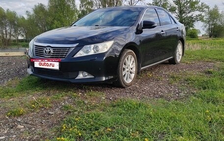 Toyota Camry, 2013 год, 2 000 000 рублей, 2 фотография