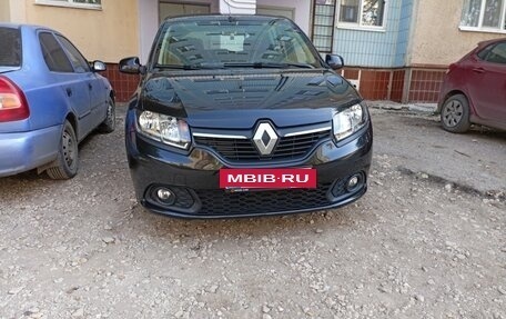 Renault Sandero II рестайлинг, 2015 год, 845 000 рублей, 4 фотография