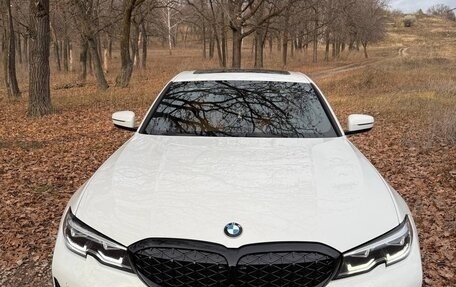 BMW 3 серия, 2020 год, 3 450 000 рублей, 3 фотография