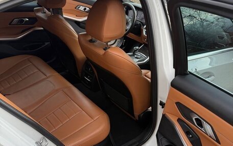 BMW 3 серия, 2020 год, 3 450 000 рублей, 18 фотография