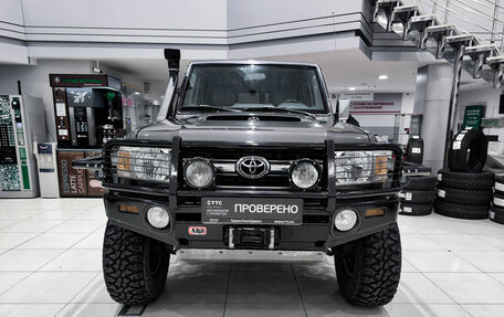 Toyota Land Cruiser 70, 2017 год, 7 350 000 рублей, 3 фотография