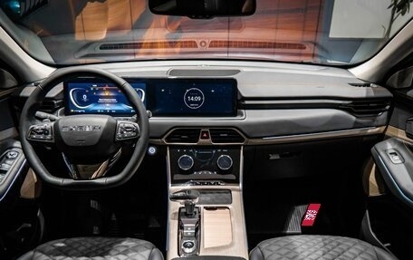 CheryExeed TXL, 2024 год, 3 850 000 рублей, 9 фотография