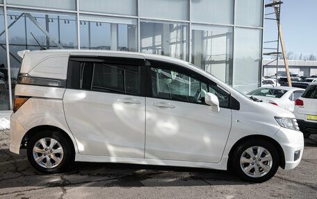 Honda Freed I, 2010 год, 959 000 рублей, 5 фотография