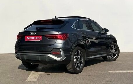 Audi Q3, 2022 год, 2 420 000 рублей, 4 фотография