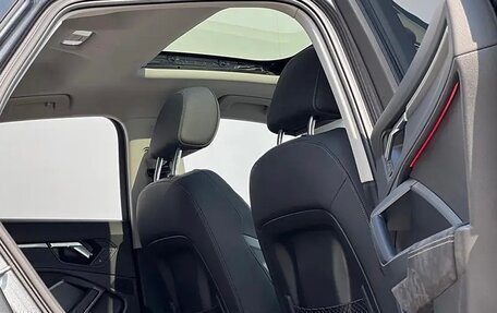 Audi Q3, 2022 год, 2 420 000 рублей, 9 фотография