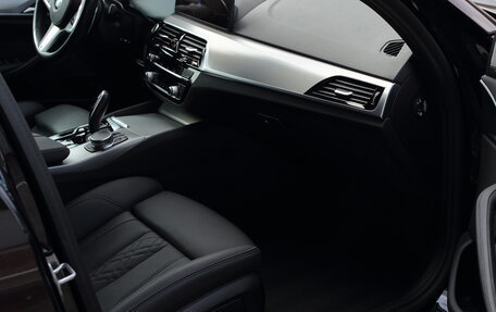 BMW 5 серия, 2021 год, 5 800 000 рублей, 11 фотография