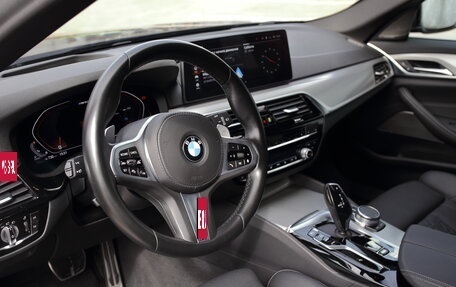 BMW 5 серия, 2021 год, 5 800 000 рублей, 8 фотография