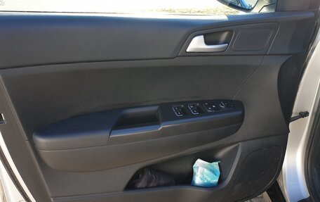 KIA Sportage IV рестайлинг, 2018 год, 1 850 000 рублей, 13 фотография