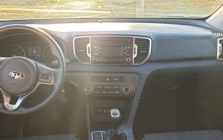 KIA Sportage IV рестайлинг, 2018 год, 1 850 000 рублей, 16 фотография