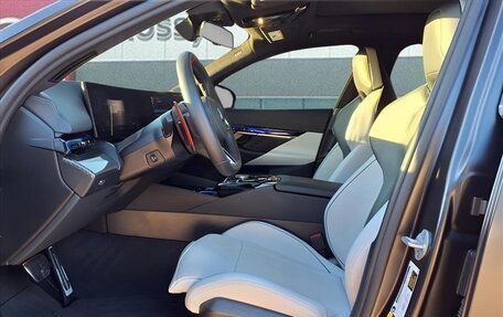 BMW M5, 2025 год, 270 339 рублей, 14 фотография