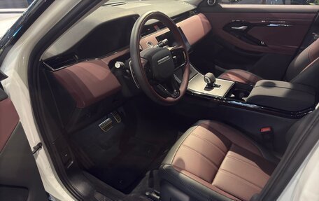 Land Rover Range Rover Evoque II, 2025 год, 6 160 000 рублей, 7 фотография