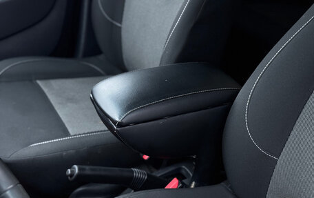 Renault Logan II, 2019 год, 1 039 000 рублей, 25 фотография