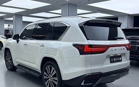 Lexus LX, 2022 год, 14 100 077 рублей, 4 фотография