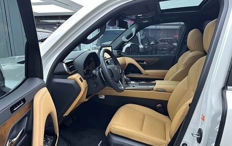 Lexus LX, 2022 год, 14 100 077 рублей, 8 фотография