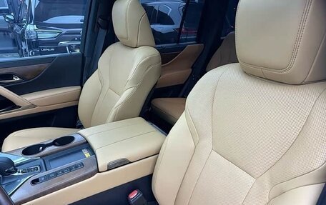 Lexus LX, 2022 год, 14 100 077 рублей, 10 фотография