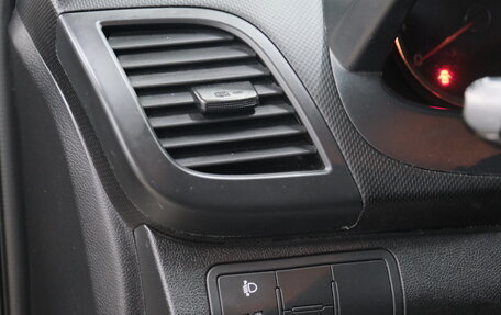 Hyundai Solaris II рестайлинг, 2015 год, 979 000 рублей, 9 фотография