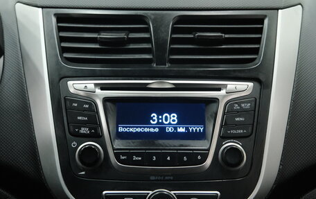 Hyundai Solaris II рестайлинг, 2015 год, 979 000 рублей, 14 фотография