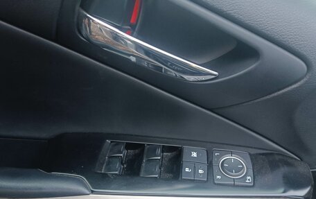 Lexus IS III, 2013 год, 2 300 000 рублей, 13 фотография