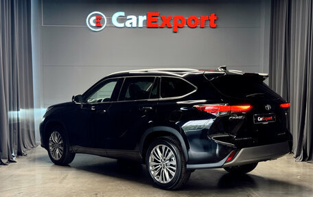 Toyota Highlander, 2025 год, 5 400 000 рублей, 2 фотография