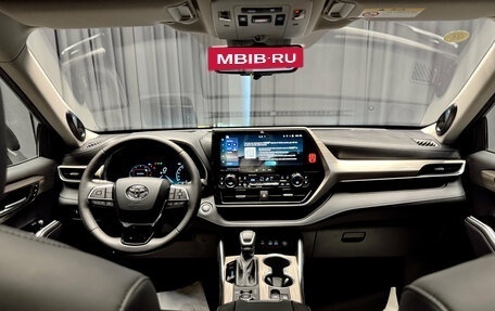 Toyota Highlander, 2025 год, 5 400 000 рублей, 17 фотография