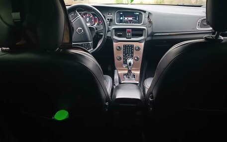 Volvo V40 Cross Country I, 2016 год, 1 400 000 рублей, 4 фотография