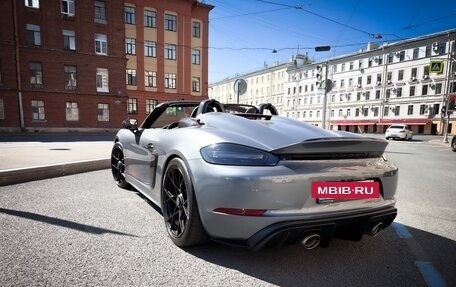 Porsche 718 Spyder, 2024 год, 28 000 000 рублей, 2 фотография