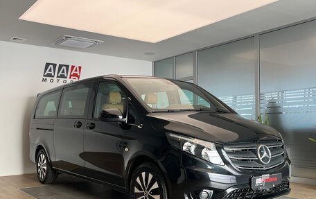 Mercedes-Benz Vito, 2024 год, 6 870 000 рублей, 3 фотография
