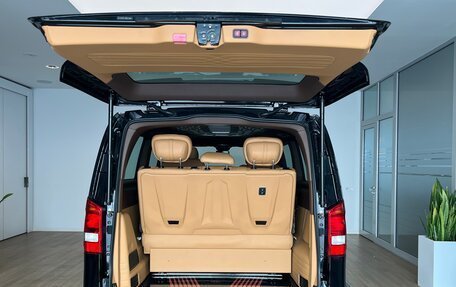 Mercedes-Benz Vito, 2024 год, 6 870 000 рублей, 6 фотография