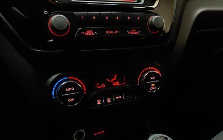 KIA Rio III рестайлинг, 2011 год, 779 000 рублей, 15 фотография