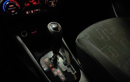 KIA Rio III рестайлинг, 2011 год, 779 000 рублей, 16 фотография